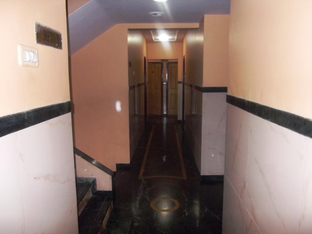 Hotel Palms Navi Mumbai Exterior foto
